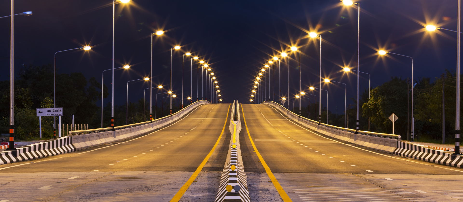 Reshape the night of city and architecture with light